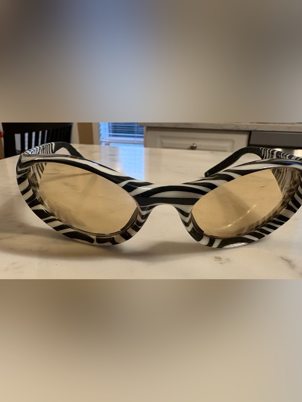 Zebra Print Oval Sunglasses with Amber Lenses - Picture 3 of 7